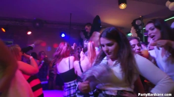 Party Hardcore Gone Crazy Vol. 37 Part 8 - Cam 2 Screencap 20 on www.sinx.com