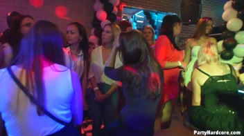 Party Hardcore Gone Crazy Vol. 37 Part 8 - Cam 2 Screencap 79 on www.sinx.com
