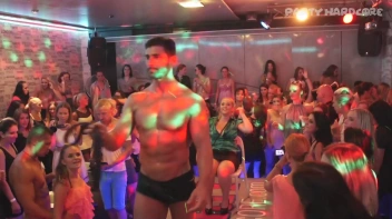 Party Hardcore Vol. 89 Part 1 - Cam 2 Screencap 38 on www.sinx.com