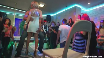 Party Hardcore Gone Crazy Vol. 29 Part 1 - Cam 1 Screencap 64 on www.sinx.com