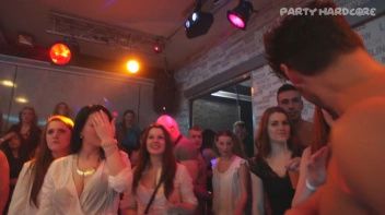 Party Hardcore Gone Crazy Vol. 25 Part 3 - Cam 3 Screencap 20 on www.sinx.com