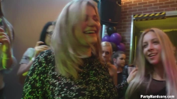 Party Hardcore Gone Crazy Vol. 38 Part 8 - Cam 4 Screencap 33 on www.sinx.com