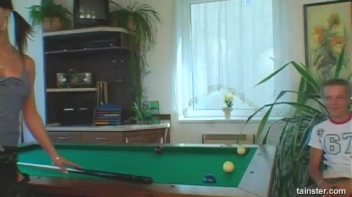 Lyssa York's Peppermint Splattie Screencap 8 on www.sinx.com