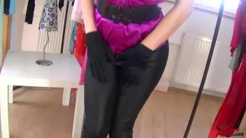 Sweet and Creamy Fashion Freak Screencap 19 on www.sinx.com