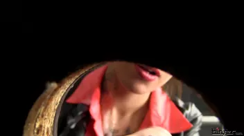 The Spunk Punk And Her Sexy Tattoo Canvas Screencap 23 on www.sinx.com