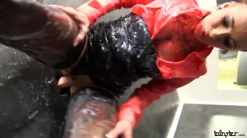 The Spunk Punk And Her Sexy Tattoo Canvas Screencap 68 on www.sinx.com