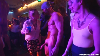 Party Hardcore Gone Crazy Vol. 38 Part 1 - Cam 3 Screencap 73 on www.sinx.com
