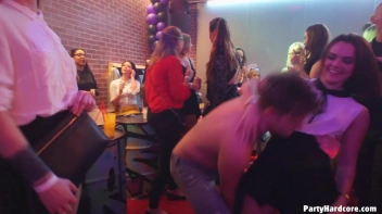 Party Hardcore Gone Crazy Vol. 38 Part 1 - Cam 3 Screencap 31 on www.sinx.com