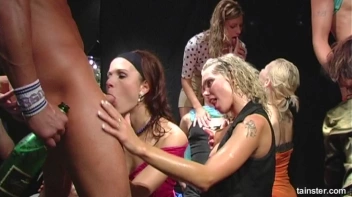 Saucy Sluts Let Loose - Cam 1 Screencap 78 on www.sinx.com