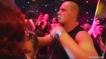 Blue Jean Babes Part 2 Cam 1 Screencap 102 on www.sinx.com