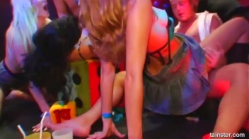 Blue Jean Babes Part 2 Cam 1 Screencap 37 on www.sinx.com