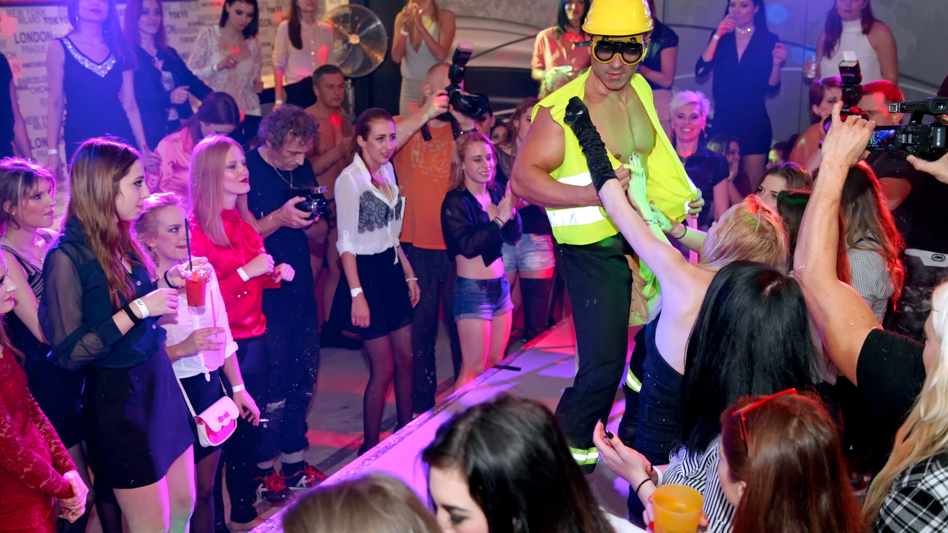 Party Hardcore Gone Crazy Vol. 33 Part 3 - Cam 3 on www.sinx.com