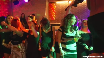 Party Hardcore Gone Crazy Vol. 39 Single Cut: Part 1 - Cam 2 Screencap 66 on www.sinx.com