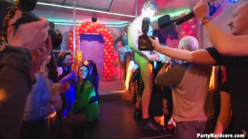 Party Hardcore Gone Crazy Vol. 39 Single Cut: Part 1 - Cam 2 Screencap 86 on www.sinx.com