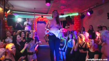 Party Hardcore Gone Crazy Vol. 39 Single Cut: Part 1 - Cam 2 Screencap 28 on www.sinx.com