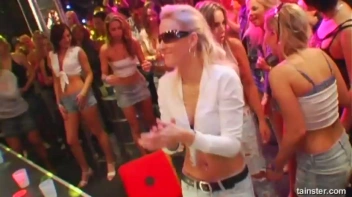 Blue Jean Babes Part 1 Main Edit Screencap 13 on www.sinx.com