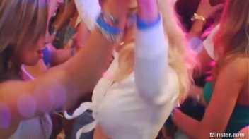 Blue Jean Babes Part 1 Main Edit Screencap 23 on www.sinx.com