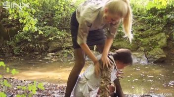 Bitchy WAM Catfight Takes Place In Stream Screencap 11 on www.sinx.com