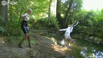 Bitchy WAM Catfight Takes Place In Stream Screencap 2 on www.sinx.com