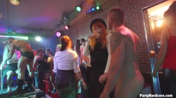 Party Hardcore Gone Crazy Vol. 35 Part 6 - Cam 1 Screencap 69 on www.sinx.com