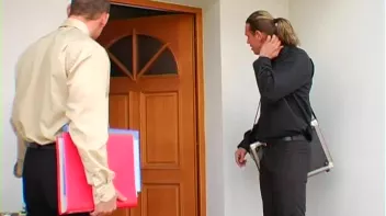 The Cum-Glazed Glass Table Screencap 1 on www.sinx.com