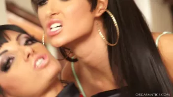 Construction Site Cunts Hard At Work Screencap 32 on www.sinx.com