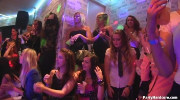 Party Hardcore Gone Crazy Vol. 12 Part 2 - Cam 1 Screencap 15 on www.sinx.com