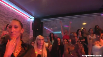 Party Hardcore Gone Crazy Vol. 12 Part 2 - Cam 1 Screencap 16 on www.sinx.com