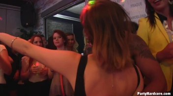 Party Hardcore Gone Crazy Vol. 12 Part 2 - Cam 1 Screencap 59 on www.sinx.com