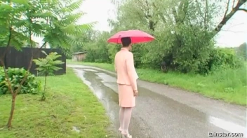 It's Raining Piss! Screencap 1 on www.sinx.com