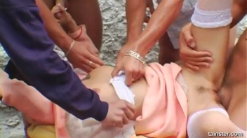 It's Raining Piss! Screencap 32 on www.sinx.com