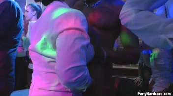 Party Hardcore Gone Crazy Vol. 35 Part 1 - Cam 2 Screencap 111 on www.sinx.com