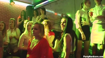 Party Hardcore Gone Crazy Vol. 35 Part 1 - Cam 2 Screencap 43 on www.sinx.com