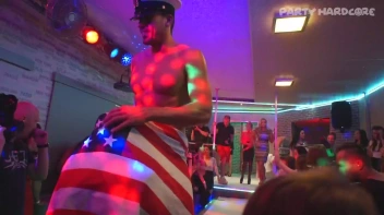 Party Hardcore Gone Crazy Vol. 28 Part 2 - Cam 3 Screencap 16 on www.sinx.com