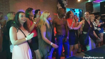 Party Hardcore Gone Crazy Vol. 37 Part 1 - Cam 1 Screencap 1 on www.sinx.com