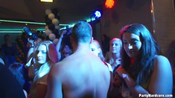 Party Hardcore Gone Crazy Vol. 37 Part 1 - Cam 1 Screencap 100 on www.sinx.com