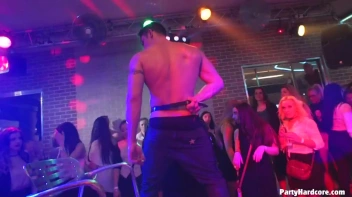 Party Hardcore Gone Crazy Vol. 34 Part 4 - Cam 4 Screencap 20 on www.sinx.com