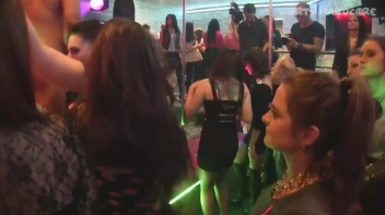 Party Hardcore Gone Crazy Vol. 16 Part 6 - Cam 3 Screencap 28 on www.sinx.com