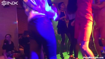Party Hardcore Gone Crazy Vol. 43 Part 6 - Cam 3 Screencap 30 on www.sinx.com