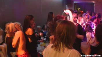 Party Hardcore Gone Crazy Vol. 40 Single Cut: Part 8 - Cam 2 Screencap 10 on www.sinx.com