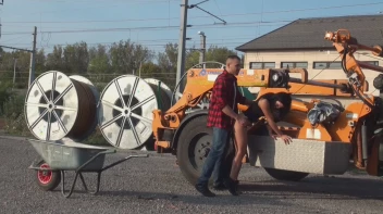 Mein erster Arbeitstag auf der Baustelle Screencap 48 on www.sinx.com