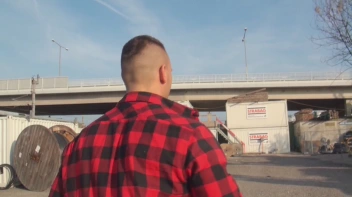 Mein erster Arbeitstag auf der Baustelle Screencap 8 on www.sinx.com