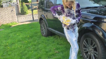Wet & Messy Car Washing For Playful Blonde Screencap 47 on www.sinx.com