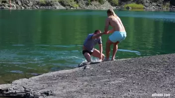 Bringing Bi To The Great Outdoors Screencap 6 on www.sinx.com