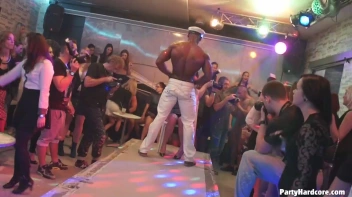 Party Hardcore Gone Crazy Vol. 31 Part 3 - Cam 2 Screencap 89 on www.sinx.com