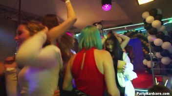 Party Hardcore Gone Crazy Vol. 37 Part 5 - Cam 2 Screencap 65 on www.sinx.com