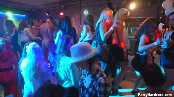 Party Hardcore Gone Crazy Vol. 37 Part 5 - Cam 2 Screencap 80 on www.sinx.com