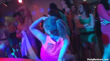 Party Hardcore Gone Crazy Vol. 37 Part 5 - Cam 2 Screencap 41 on www.sinx.com