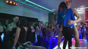 Party Hardcore Gone Crazy Vol. 7 Part 1 - Cam 1 Screencap 50 on www.sinx.com