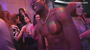 Party Hardcore Gone Crazy Vol. 28 Part 1 - Cam 3 Screencap 18 on www.sinx.com